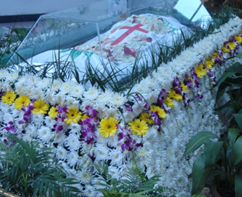 內(nèi)蒙古赤峰殯儀館電話號(hào)碼-第1張圖片