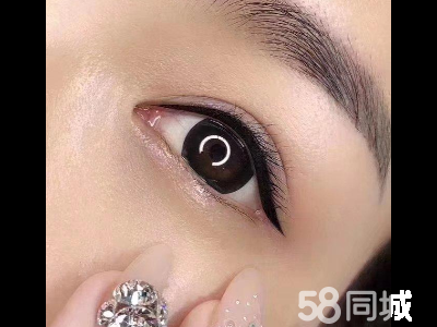 赤峰婚紗店化妝師電話號碼-第1張圖片