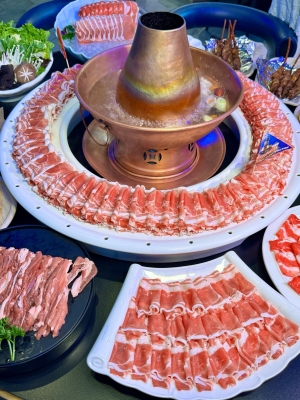 赤峰市錫盟涮羊肉地址電話號(hào)碼-第1張圖片