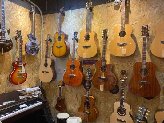 赤峰新城區(qū)融合樂器城電話號碼-第1張圖片