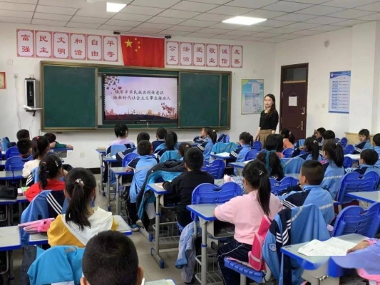 赤峰經棚第二小學電話地址是多少-第1張圖片