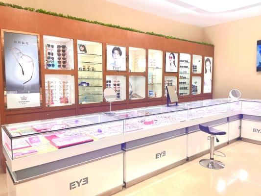 赤峰二院驗(yàn)光配鏡科電話是多少-第1張圖片