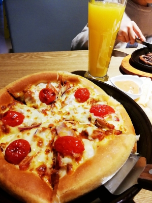 赤峰意佳披薩店電話地址查詢-第1張圖片