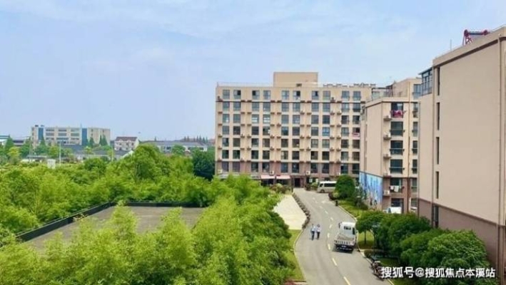 赤峰市養(yǎng)老社區(qū)電話多少號-第1張圖片