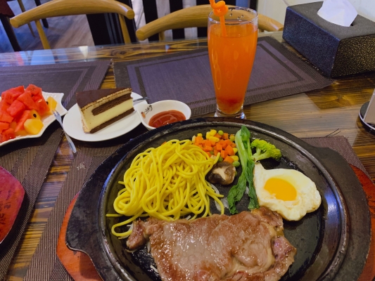 赤峰牛排西餐廳電話號碼多少-第1張圖片