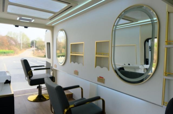 赤峰迪龍美發(fā)店地址電話號碼-第1張圖片