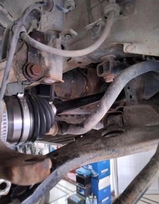 赤峰傳動軸維修電話是多少號-第1張圖片