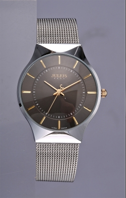 赤峰精修手表電話多少號(hào)碼-第1張圖片