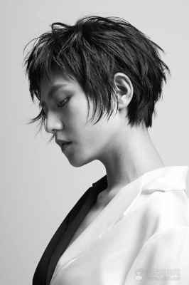 赤峰趙鑫發(fā)型師簡介電話號碼-第1張圖片