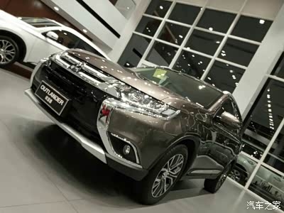 內(nèi)蒙古赤峰老鐵飯店電話號(hào)碼-第1張圖片