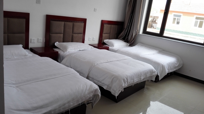 赤峰草原生日餐廳電話多少號(hào)-第1張圖片