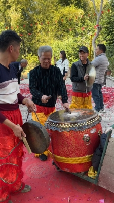 赤峰市打鼓老頭直播間電話號碼-第1張圖片