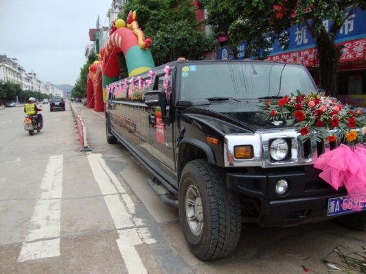 赤峰悍馬車隊電話多少啊-第1張圖片