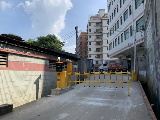 赤峰定做道閘公司電話號碼查詢-第1張圖片