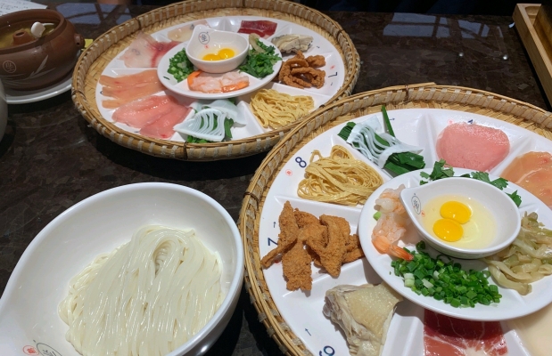 赤峰橋香園過橋米線店電話號碼-第1張圖片