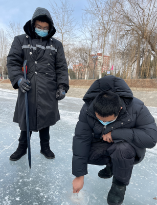 赤峰自制冰場(chǎng)電話多少號(hào)碼-第1張圖片