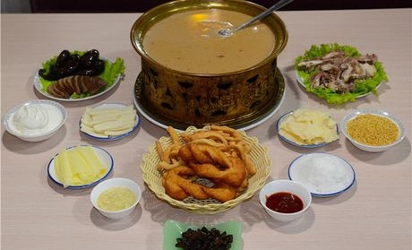 赤峰草原雄風(fēng)蒙餐酒店訂餐電話號碼-第1張圖片