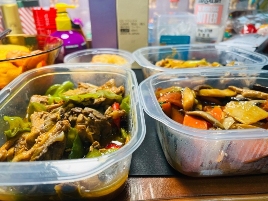 赤峰大學(xué)生校內(nèi)送餐電話號(hào)碼-第1張圖片