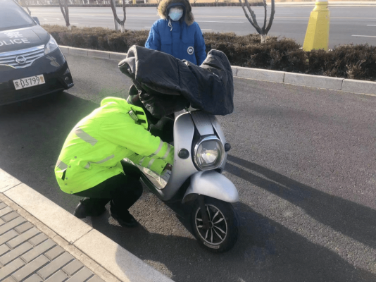 赤峰砸電動車電話多少號-第1張圖片