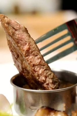 赤峰紅寶餐廳電話多少號碼-第1張圖片