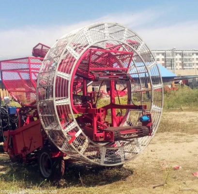 赤峰男子檢修收割機 妻子不知情開動機器-第1張圖片