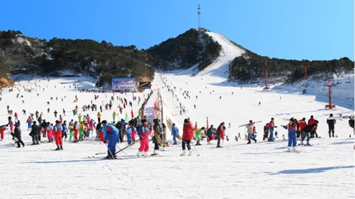 赤峰南山滑雪場民宿電話號碼-第1張圖片