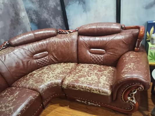 赤峰修復(fù)皮沙發(fā)電話號(hào)碼是多少-第1張圖片