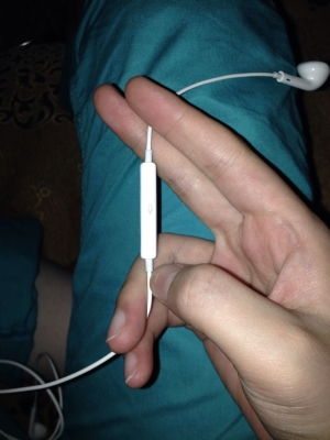 赤峰市蘋(píng)果耳機(jī)店電話號(hào)碼查詢(xún)-第1張圖片