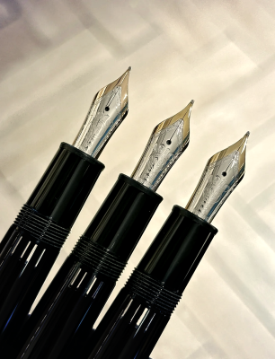 赤峰萬(wàn)寶龍鋼筆店電話號(hào)碼-第1張圖片