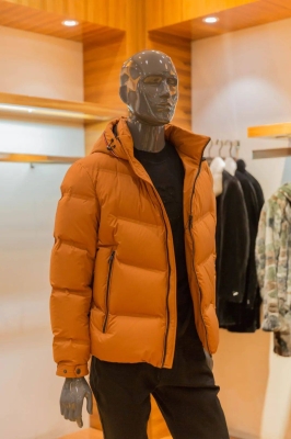 赤峰羽絨服制衣店-第1張圖片