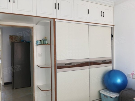 紅山萬達診所赤峰分院電話號碼-第1張圖片