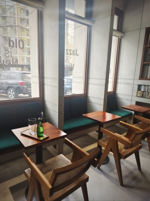 赤峰黑膠唱片店電話號(hào)碼查詢(xún)-第1張圖片