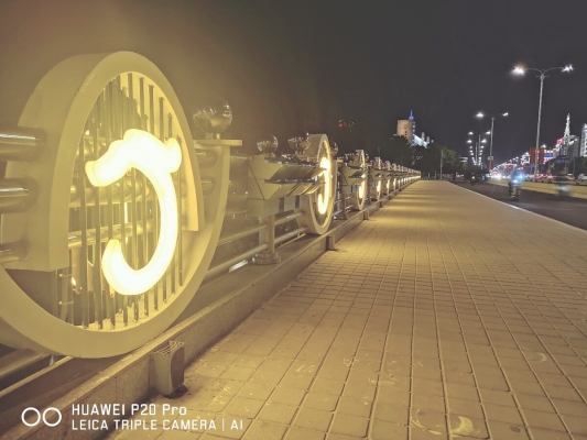 赤峰華為換屏電話地址是多少號(hào)-第1張圖片