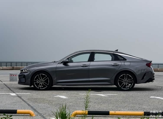 赤峰塑料保險(xiǎn)杠修復(fù)店電話號(hào)碼-第1張圖片