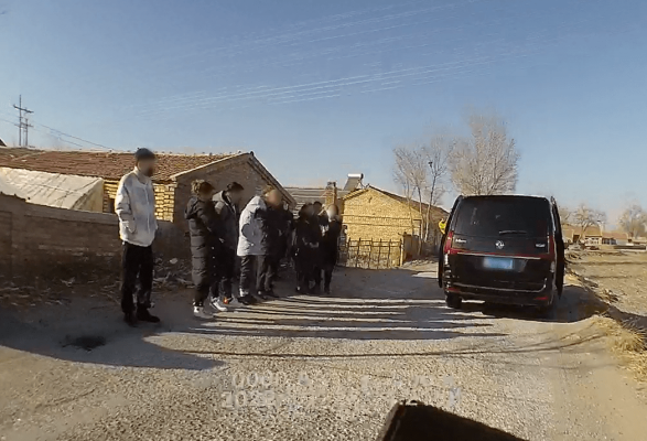 赤峰到大板的網約車電話號碼-第1張圖片