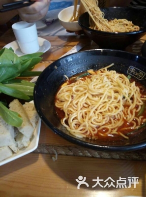 赤峰半山腰烤魚(yú)電話(huà)號(hào)碼查詢(xún)-第1張圖片