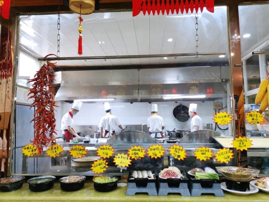 赤峰吃貨剪發(fā)電話地址查詢-第1張圖片