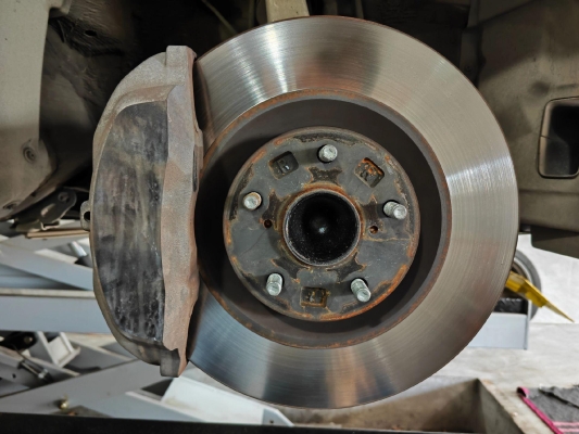 赤峰維修剎車盤的地方電話號碼-第1張圖片