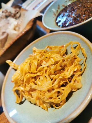 赤峰市醫(yī)院職工食堂電話號(hào)碼-第1張圖片