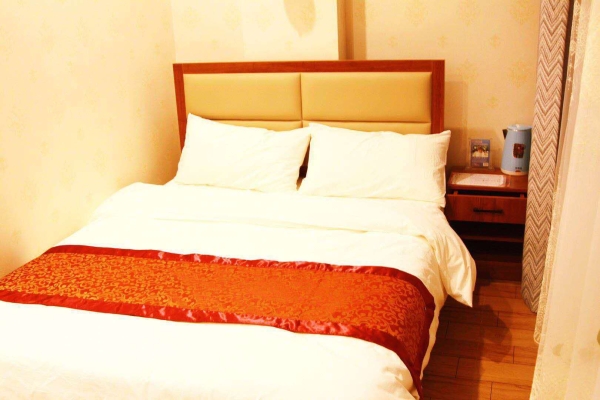 赤峰住宿地點查詢電話是多少號-第1張圖片