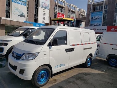 赤峰租代步車電話多少啊-第1張圖片