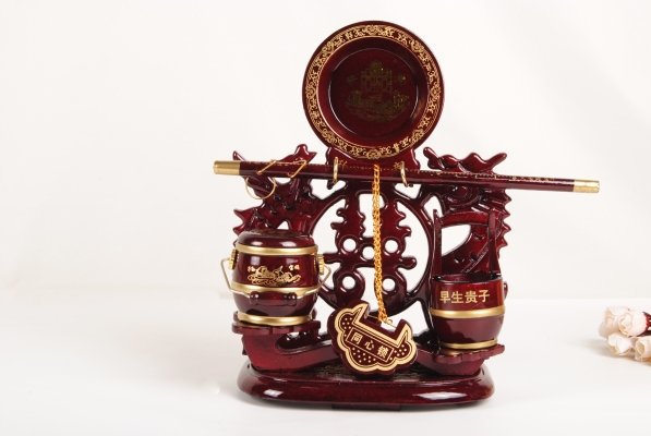 赤峰賣結(jié)婚用品店電話號(hào)碼-第1張圖片