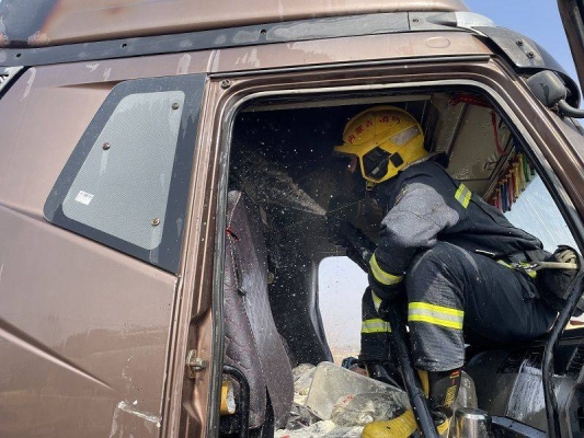 赤峰市駕駛員陪練電話號(hào)碼-第1張圖片