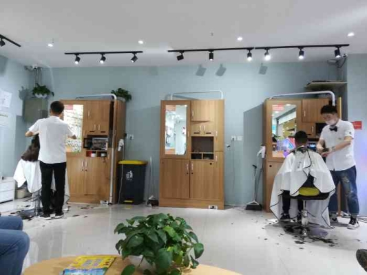 赤峰小玉剪發(fā)店電話號(hào)碼查詢-第1張圖片