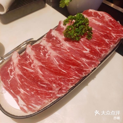 赤峰粵色服裝店地址電話號碼-第1張圖片