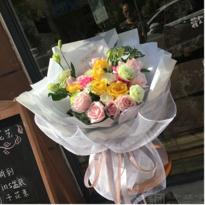 赤峰網(wǎng)紅鮮花團(tuán)購店電話號碼-第1張圖片