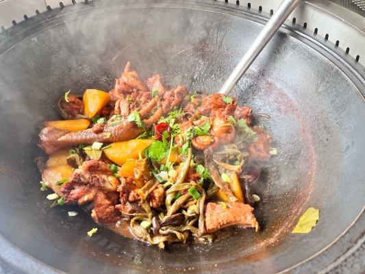 赤峰大鵝夜場地址電話查詢號碼-第1張圖片