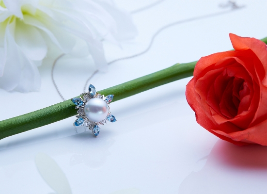 赤峰珠寶路攝影店電話多少號(hào)-第1張圖片