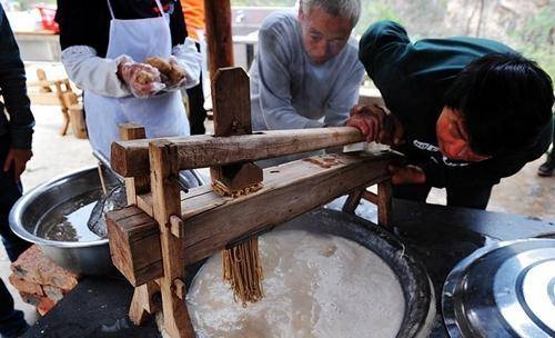 赤峰二丫蕎面血腸店電話號碼-第1張圖片