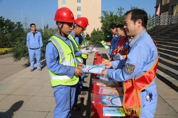 內(nèi)蒙古赤峰安檢站電話號碼-第1張圖片